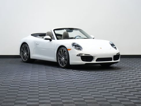 Used 2016 Porsche 911 Carrera S w/ Sport Chrono Package RWD image 6