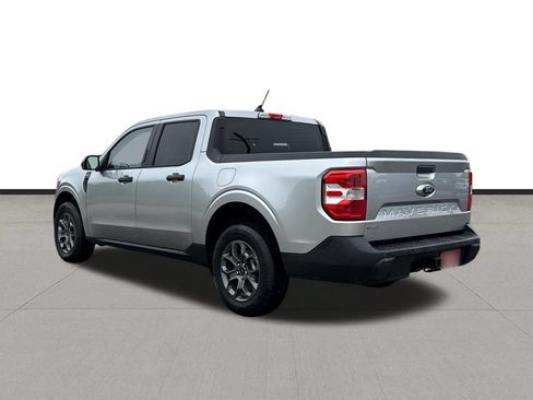 Used 2022 Ford Maverick XLT FWD image 7