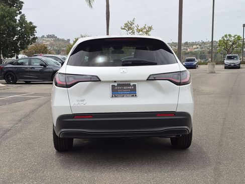 New 2027 Honda HR-V LX image 10