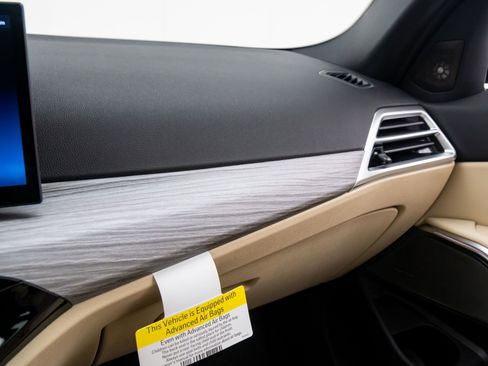 New 2026 BMW 330i xDrive Sedan w/ M Sport Package image 29