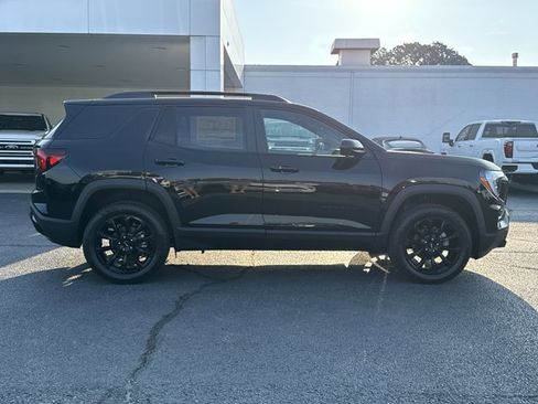 New 2026 GMC Terrain Elevation w/ Elevation Premium Package image 2