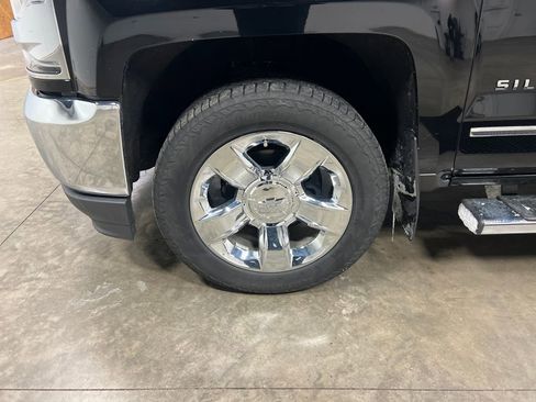 Used 2017 Chevrolet Silverado 1500 LTZ w/ Sport Package image 5