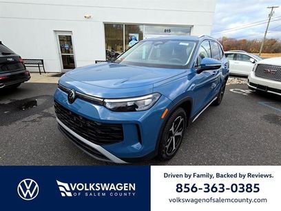 New 2025 Volkswagen Tiguan SE