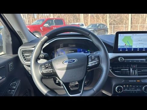 Certified 2022 Ford Escape SEL w/ Technology Package FWD image 14