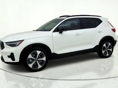 Used 2026 Volvo XC40 B5 Plus