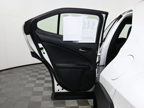 Used 2022 Lexus UX 200 w/ Accessory Package (Z2) image 28