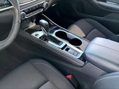 Certified 2023 Nissan Altima 2.5 SV w/ SV Premium Package image 15