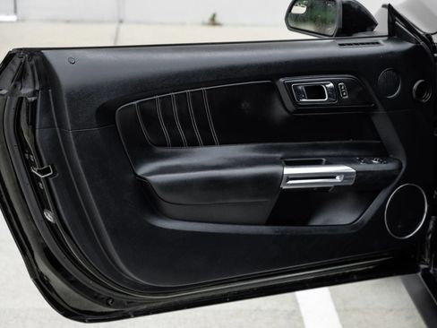 Used 2015 Ford Mustang GT Premium RWD image 37