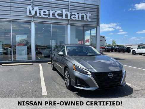 Certified 2025 Nissan Altima 2.5 SV w/ SV Premium Package AWD/4WD image 1