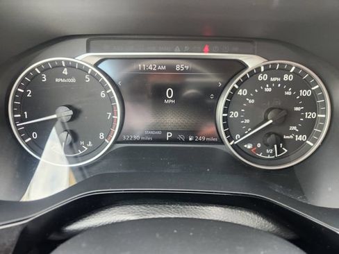 Used 2025 Nissan Pathfinder SV FWD image 14