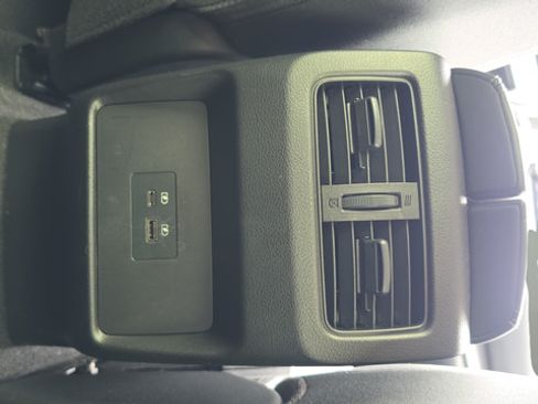Used 2023 Nissan Rogue SV AWD/4WD image 26
