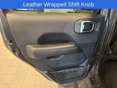 Used 2018 Jeep Wrangler Unlimited Sahara w/ Dual Top Group image 20