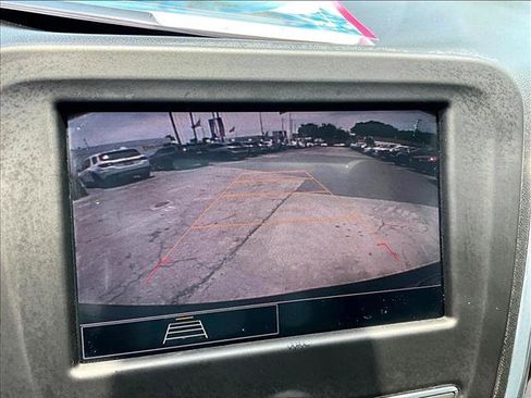 Used 2023 Chevrolet Equinox LS FWD image 22