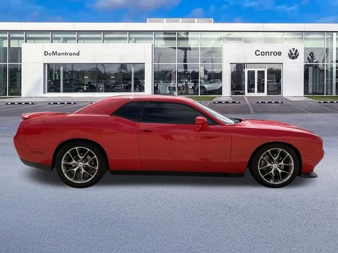 Used 2022 Dodge Challenger GT RWD image 4