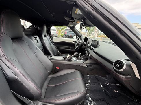 Used 2018 MAZDA MX-5 Miata Grand Touring RWD image 24