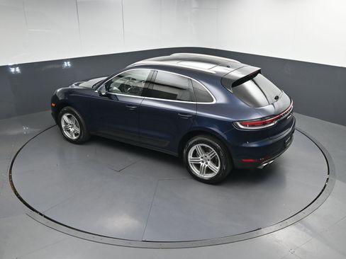 Certified 2020 Porsche Macan S image 35