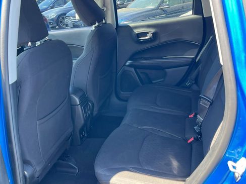 Used 2018 Jeep Compass Sport w/ Tech Group AWD/4WD image 13