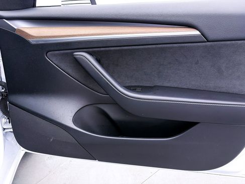 Used 2023 Tesla Model 3 Standard Range RWD image 30