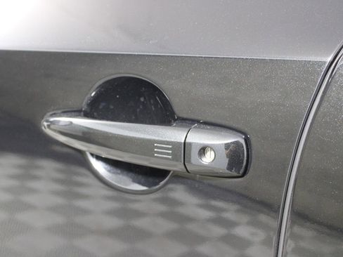 Used 2024 Nissan Ariya FWD image 23