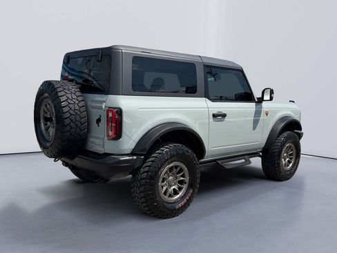 Used 2024 Ford Bronco Badlands w/ Sasquatch Package AWD/4WD image 3