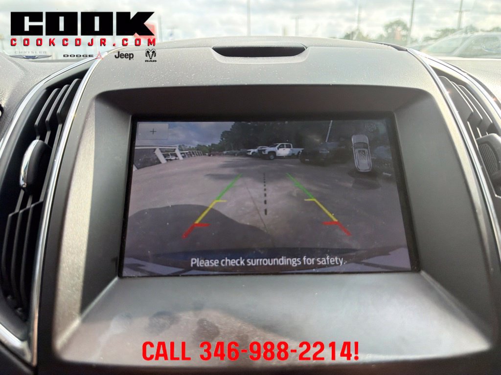 Used 2019 Ford Edge Titanium FWD image 16