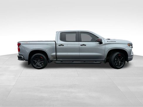 Used 2023 Chevrolet Silverado 1500 RST w/ Redline Edition image 10