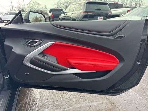 Used 2016 Chevrolet Camaro SS image 22