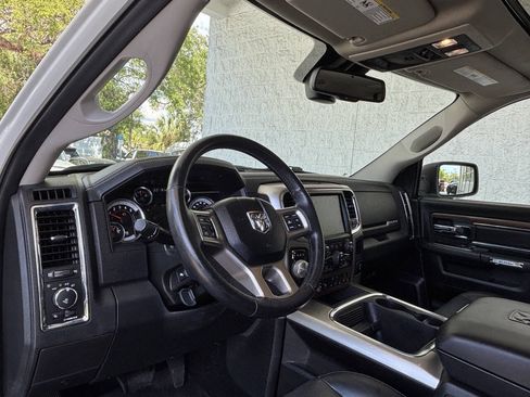 Used 2016 RAM 1500 Laramie w/ Convenience Group AWD/4WD image 14