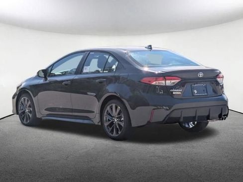 New 2026 Toyota Corolla SE w/ SE Package FWD image 7