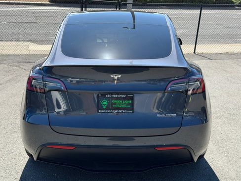 Used 2022 Tesla Model Y Performance AWD/4WD image 6