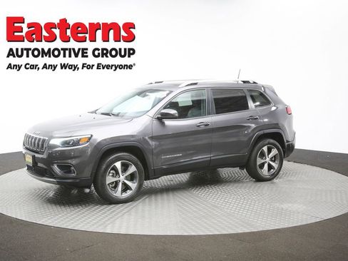 Used 2021 Jeep Cherokee Limited image 54