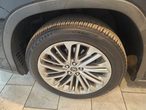 Used 2020 Lexus RX 450hL Luxury image 10