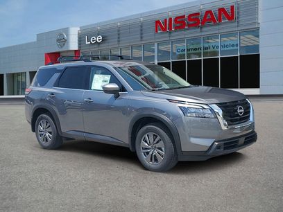 New 2025 Nissan Pathfinder SV