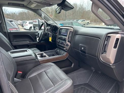 Used 2019 GMC Sierra 3500 Denali w/ Duramax Plus Package image 19