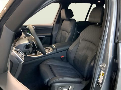 New 2026 BMW X5 M60i w/ Executive Package AWD/4WD image 10