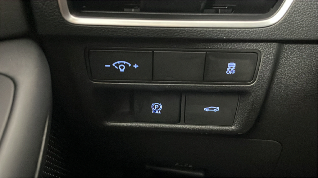 Used 2025 Hyundai Sonata SEL FWD image 29