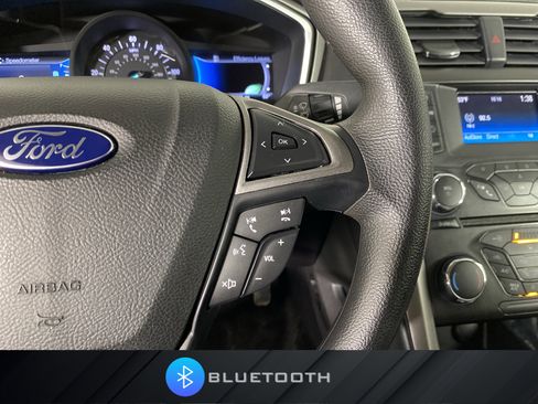 Used 2018 Ford Fusion S image 22