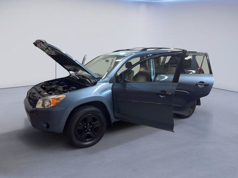 Used 2008 Toyota RAV4 4WD image 11