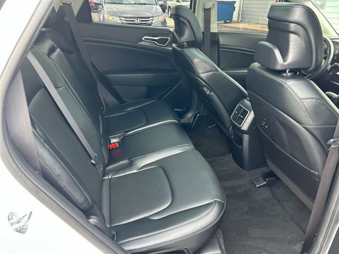 Used 2025 Kia Sportage EX w/ Premium Package AWD/4WD image 25