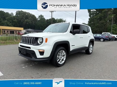 Used 2023 Jeep Renegade Latitude AWD/4WD image 1