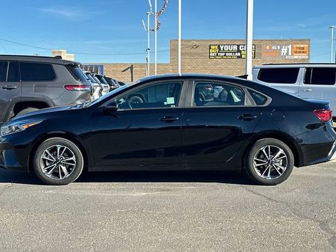 Used 2024 Kia Forte LXS w/ LXS Technology Package image 10