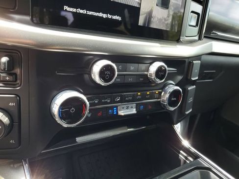 Used 2023 Ford F150 Lariat w/ Equipment Group 502A High AWD/4WD image 23