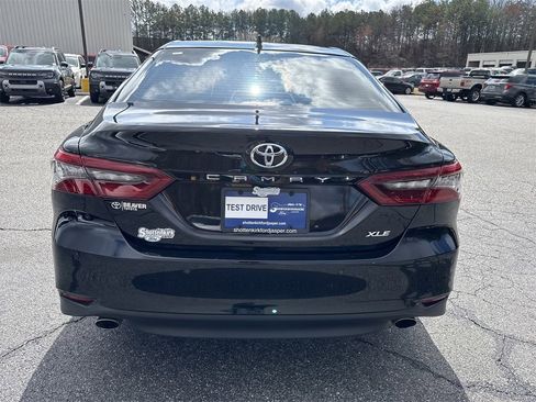 Used 2024 Toyota Camry XLE w/ Navigation Package image 6
