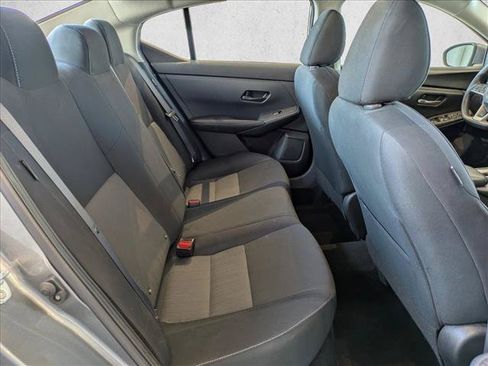 Used 2024 Nissan Sentra SV FWD image 18