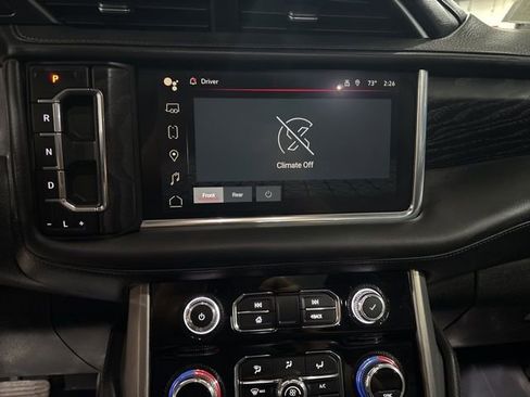 Used 2024 GMC Yukon XL Denali image 20