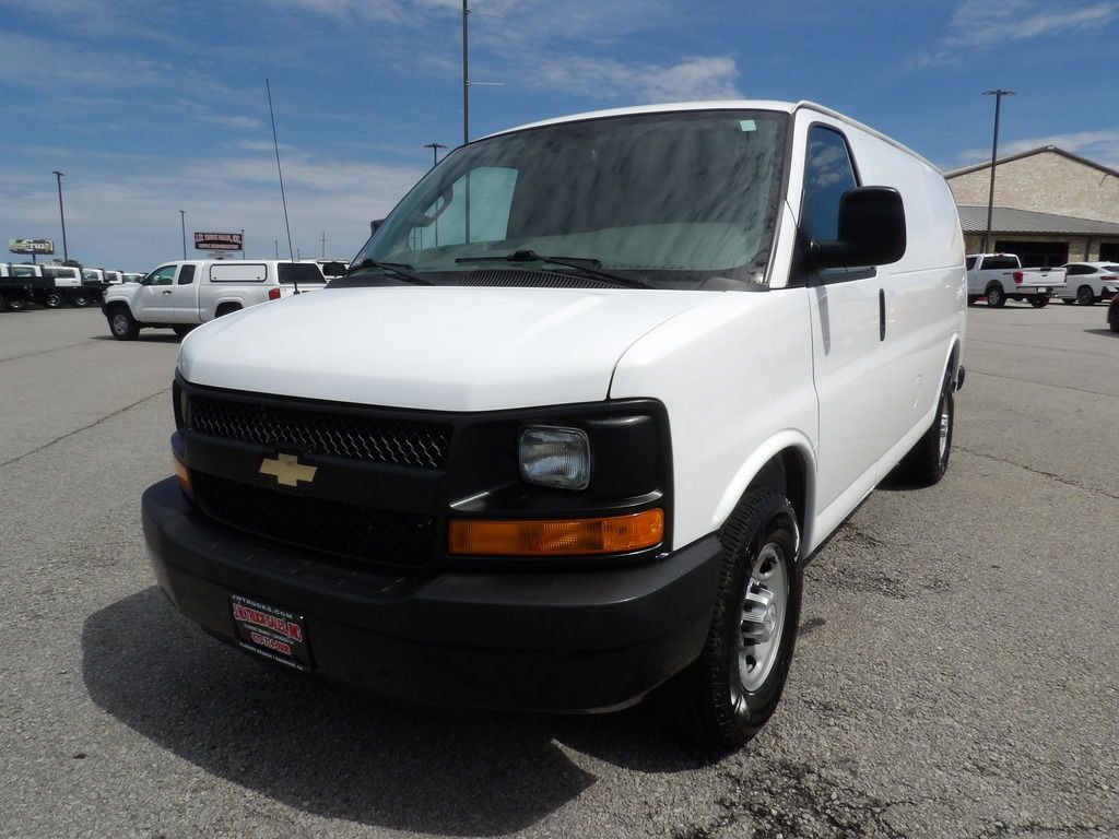 Used 2016 Chevrolet Express 2500 RWD image 57