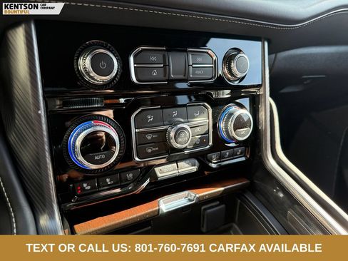 Used 2024 GMC Yukon Denali Ultimate AWD/4WD image 27