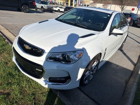 Used 2016 Chevrolet SS Base image 8