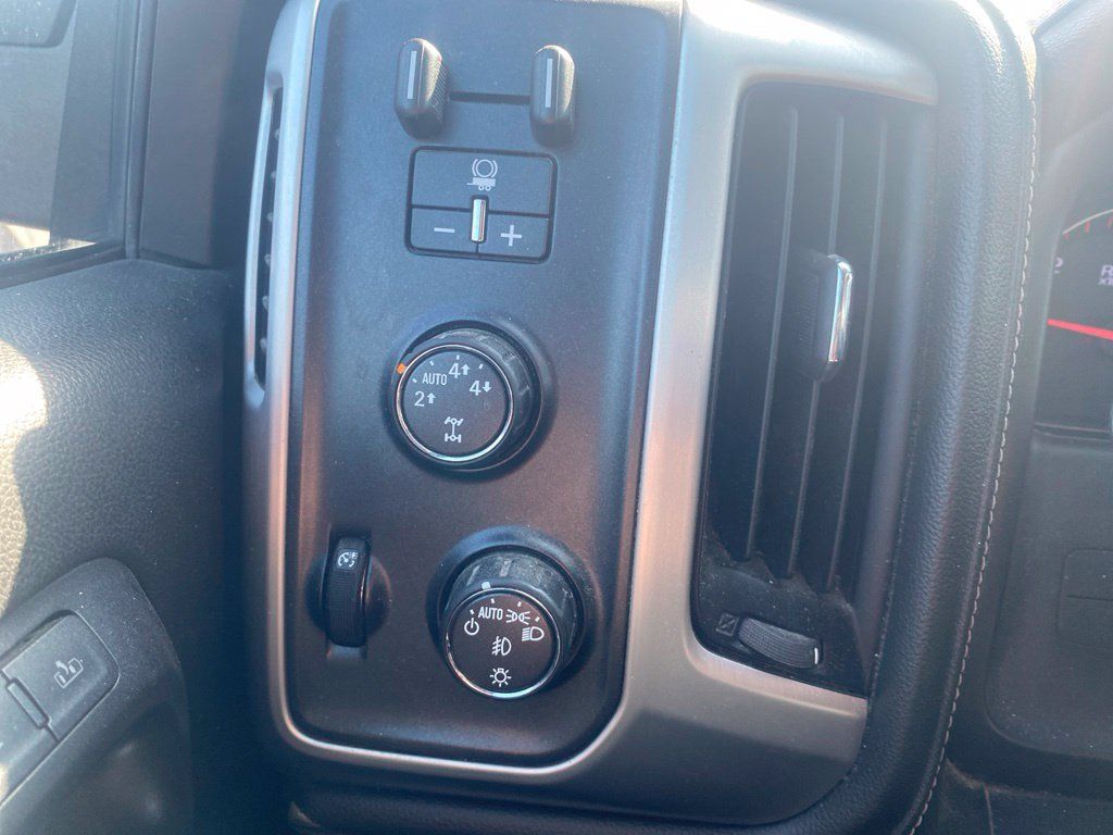 Used 2016 GMC Sierra 1500 SLT AWD/4WD image 17