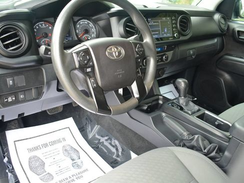 Used 2021 Toyota Tacoma SR AWD/4WD image 10